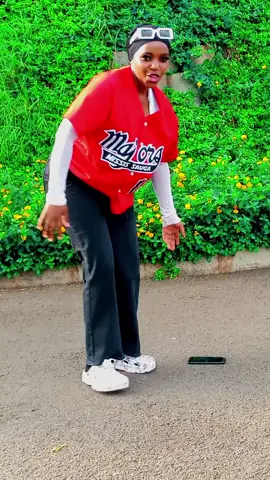 anapenda mukuchu 😜😘#tiktokkenya🇰🇪 #fypシ #fypシ゚viral #foryoupage #dance #hype #viralvideo #100kviews #mukuchu #ronafrofamily📺 @Ranzscooby VEVO 