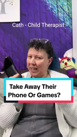 Should you take away your child's phone or games as punishment? Here's my advice as a child therapist specialising in technology use. If you want training or more support, get in touch! #parentsoftiktok #parenting #kidsonphones #gentleparenting #childdiscipline #howtodisciplinekids #screentime #gamingaddiction #healthygamergg #childtherapy #childpsychology 