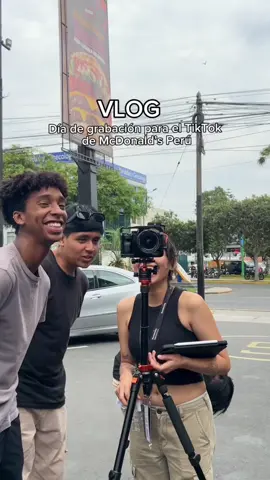 Así se vive un día de grabación de contenido para el tik tok de McDonald’s Perú✨ #mcdonaldsperu #agencia #videoblog  #mcdonalds #viral #lentejas😎👌 #serotonina 