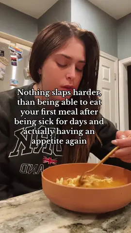 I’d get a room with this chicken Noodle soup #dontbeboring❤️💜💚 #whenimsick #gettingbetter 