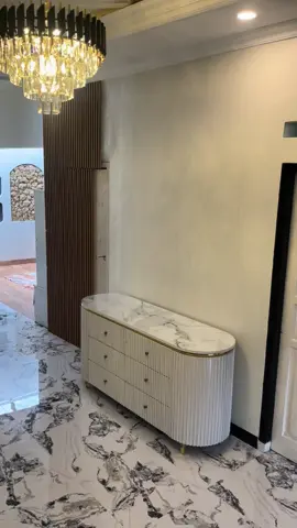 Bufet TV Minimalis Sentuhan Mewah untuk Ruang Tamu kamu. #bufettv #bufettvminimalis #bufettvmewah #mickitafurniture #credenza #raktv #mejatv #mejatvminimalis #ruangtamu #ruangtamuaesthetic #bufettvmurah 