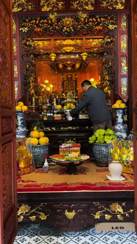 Cây có cội , sông có nguồn . Con người sống có trước có sau , nhớ ơn nguồn cội  , tổ tiên  ắt sống được an lành .. #23thángchạp #ongcongongtao 