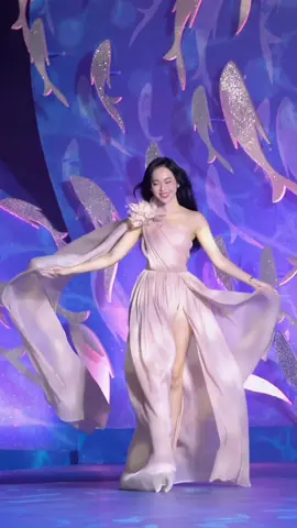 Vẻ đẹp ngọt ngào của Á Hậu Trịnh Thuỳ Linh. #catwalkvn #trinhthuylinh #hoahauvietnam #2024 