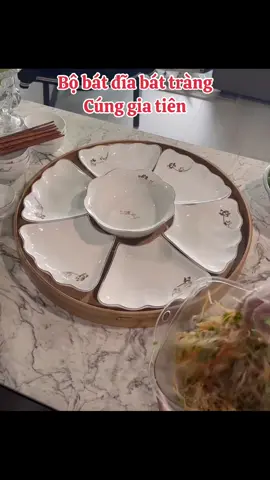 Mâm cúng ngày tết ấm cúng hơn bắt mắt hơn là nhờ bộ này đây chị em ơi. Bộ bát đĩa hoa mặt trời - bát đĩa cúng gia tiên Bát Tràng #bát_đĩa #gốm #gômsubattrang #gốm_sứ #batdiahoamattroi #báttrang #bát_tràng #xh #xhhh #xuhuong #mua #muataitiktok 