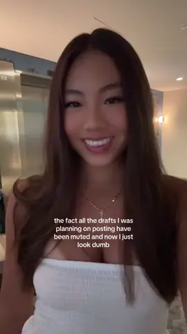 HOW STUPID DO I LOOK LIPSYNCING WIYH THIS RANDOM SONG ON TOP🥲🥲