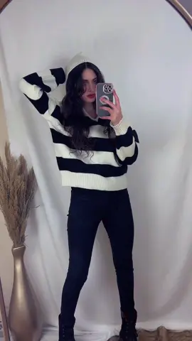 Your mid season favorite outfit✨🤍🖤 #fashionstyle #fashion #fashionblogger #fashionista #style #OOTD #instafashion #instagood #Love #model #moda #instagram #fashionable #fashiondesigner #photography #outfitoftheday #outfit #onlineshopping #follow #fashiongram #fashionphotography #StreetStyle #shopping #photooftheday #styleblogger #like #beauty #dress #Lifestyle #stylish