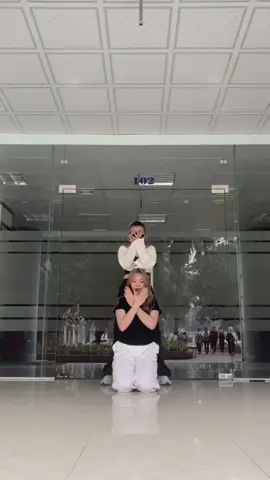 Gonna blow your mind 😈 (Dc:?) #gotit #marianhill #dance #fypシ #viral #foryou #fyp 