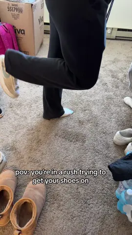 the struggle is real @kaaacie @Courtney #foryoupage #fyp #relatable #viral 