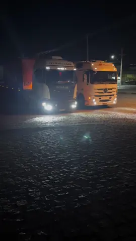 🚛😎 #viral #scania #caminhao #noite 