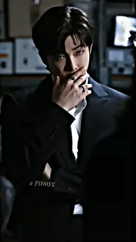 uri savage leader🙇🏻‍♀️ #namjoon #rm #yoongi #bangtan #bts 