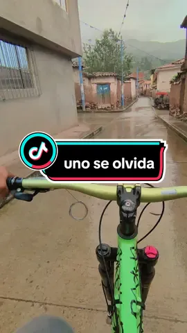 tanto tiempo soltero y uno ya se olvida de todo #viralvideostiktok #bikerlife #parati #bikeride #bikerider #viral 