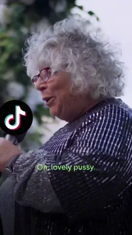 Miriam Margolyes is a national treasure 🫅🏼  #miriammargolyes #foryou #foryoupage #fypシ #iconic #bravo #legend #nationaltreasure #trending #tiktok 