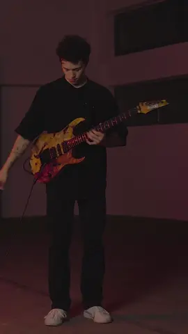 Simon Eichinger - Cherry Cigarettes  #guitarsolo #guitar #guitarplayer #guitarist #guitarplayers 