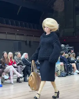 NEW! Alex Consani walking for Marc Jacobs FW24. #alexconsani #models #Runway #catwalk #nlsmodels 