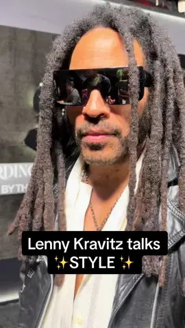 Ladies and gentlemen… @Lenny Kravitz 🤩 #Grammys #BMCHonors #LennyKravitz 