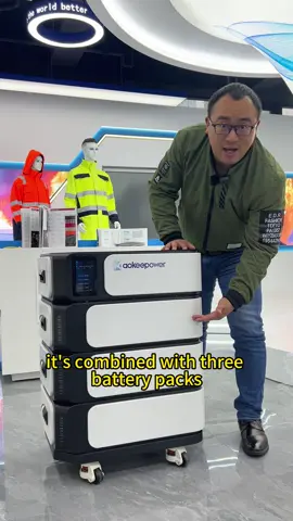 Wow! Check out here! It's a Stackable design home energy storage battery sysyem! For every family around the world! 15-25kwh energy capacity, 5kw output power and 110V~230V voltage range. If you are interested？contact! #ESS #energystorage #solarpower #renewableenergy #energystoragesystem #powerwall #solarenergy 