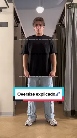 La ciencia del oversize🧬🧑🏽‍🔬 #boxfit #oversizedshirt #mattelsa #fyp 