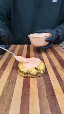 If you like onions, this one is for you 😂    The viral flying Dutchman burger. Instead of buns, use thick cut onion slices. I used 4oz ground beef patties, smashed and seasoned with my AP rub. Had to go with American cheese on top.   For the burger sauce, it’s ketchup, mayo, sweet relish, and a splash apple cider vinegar.   Smash burgers are my favorite type of burger, so I liked these a lot, but they are super messy. The onions start to fall apart and it’s hard to keep everything together. Next time I’ll just add the buns 😂  #grillinwithdad #burgers #grill #Recipe 