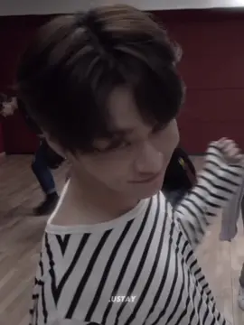 ashi ashi #leeknow #minho #leeknowedit #skz 