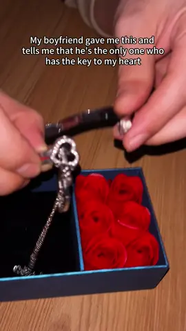 Lock me up and throw away the key…#soufeeljewelry #giftideas #tiktokshopvalentinesday #fyp #lockandkeyset 
