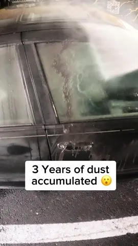 This car had been sitting for more than 3 YEARS and the customer reaction was priceless🫡💯 #cardetailing #detailingworld #carsoftiktok #detailingbusiness #carwash #detailing 
