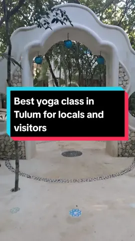 Check out how I often start my day as a Tulum-based photographer...in yoga class at Tulum's very best yoga shala 😍 #tulumphotographer #tulumphotography #tulummexico #tulumyoga #holistika #mustdotulum #yogi #tulumvibes #tulumtips 