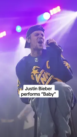 When I was 13, I has my first love 🤧 @Justin Bieber #Baby #LivePerformance #Toronto #NHL 