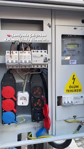 Yaşanamayan hayatlar.. #şantiye #elektirik #pano #elektrikçi #CapCut #keşfet #fypシ #beniöneçıkart #inşaatçı 