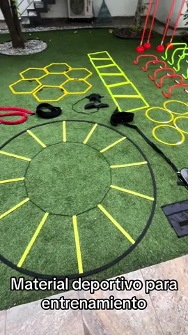 Material deportivo para entrenamiento. Agilidad, velocidad y coordinación. #Fitness #gimnasio #equipodeentrenamiento #ejercicio #agilidad #deportes #entrenamiento #entrenamientofuncional 