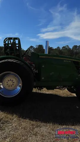 Killin’ Time in Florida! #tractorpulling #SuperBowl #johndeere 