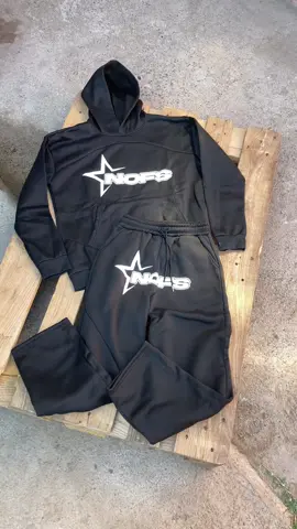 @#vuttonstreetcl  #chandal #nofs #black 🐺 #marca #nueva #ya #disponible #en #nuestra #tienda ⛺️ #envios #a #todo #chile #🇨🇱  #25 % #de #descuento #en #envios 🚚 #visitanos #en #instagram #vuttonstreetcl 📲 #nofs #nofstudio #parati #paratiiiiiiiii #paratiiiiiiiiiiiiiiiiiiiiiiiiiiiiii #paratiiiiiiiiii #fyp #fypシ゚viral #fypdongggggggg #fypppppppppppppp #viral #virall #viralvideotiktok #parati #tienda #tiendaonline #tiendaderopa #tiendavirtual #fashion #nuevamarca #mundial #paratodo #negro #conjuntos #gataonly #gataonlyremix #crismj #floydmenor #floymenor #viraltiktokvideo #pallet #fashion #moda #accesorios #coleccion #london 
