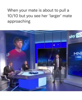 😂😂😂 #football #memes #funny #garyneville #10outof10 #larger #fyp #rizz 