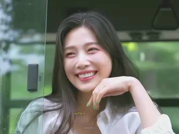 #joy his smile made me feel comfortable☘️🥐☕💐  ___________________ #whenyouknowyouknow #redvelvet #parksooyoung #조이 #joyredvelvet #joyful #lyrics  #CapCut 