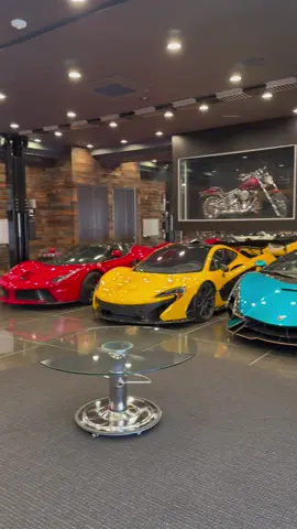 Not your average hypercar garage #hypercar #hypercars #ferrari #car #cars #lamborghini #mclaren #p1 #carsoftiktok #carsontiktok #fyp #cartok #cartiktok #carspotting #carspotter #carspot #foryou 