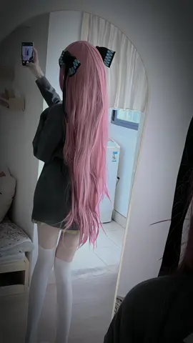 Bé ơi từ từ:))#cosplay #ninonakano #gotoubunnohanayomeseason2 #cosplayer #douyin #fyp #xuhuong #huymecos 