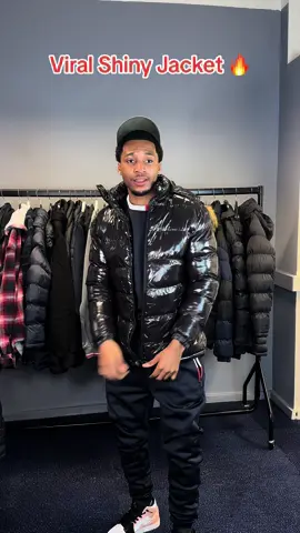 Check out our amazing shniy jacket🔥make sure u don’t miss it #winterfashion #trendalert #menswear #trendalert2023 #clovumenswear #menuviral #menstyle #tiktokmademebuyit #tiktokshop #mensfashion #stylishmenswear 