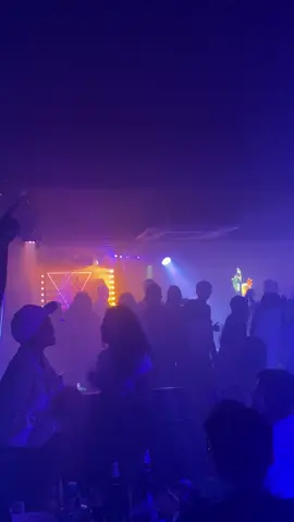 #TheCave  #11am_to_10pm  #လှည်းတန်း၊စံရိပ်ငြိမ်၊၅၊လမ်း  #Barမှာဘော်ဒါတွေနဲ့ဘယ်လိုကဲလဲ 