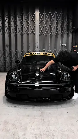 Glaze is the easiest way to boost your paintworks gloss #rwb #samsdetailing #detailersoftiktok #detailing #ceramic 