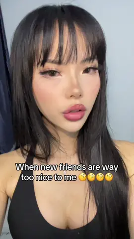 Suspiciousssss am i right? 