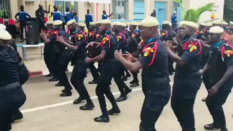 blh la police Sénégalaise je vous aimes ils sont les meilleurs ☠️🇸🇳