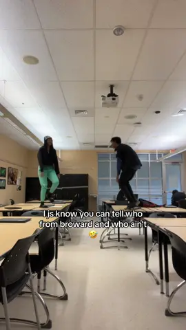 Never again 🥲 #fypシ゚viral #itskyÿ #trending he was shocked i got on the table in broward we dance on cars like plsss this aint nothing😂😂 