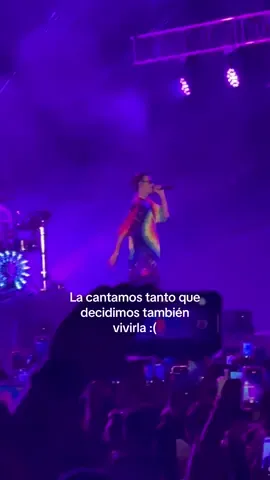 Ni modo toco vivirla y no seguirla cantando juntos #parati #fypシ゚viral #merehusodannyocean 