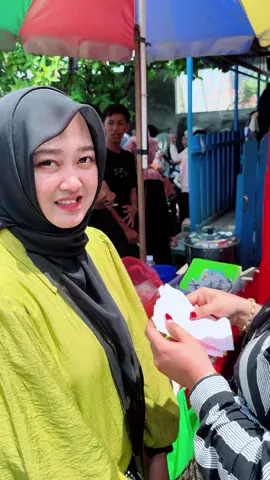 Membalas @Parenggean Update bismillah bahan pentol 20 juta di barabai warung dea hari ini habis @Bini iduy @TEAM MAFIA PENTOL #saminokeok #marikitaberdansahaha #eeookk #lololapokoniku #mafiapentol 