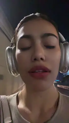 after internship , bkk traffic, air pollution, gym and sweat this is my eyes. 🧟‍♀️ #หนูดีอรปรียา #nesamahmoodi 