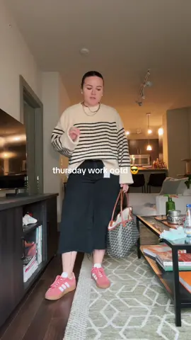 Thursday work outfit ft my pants that look like guachos #workootd #casualworkootd #workwear #workoutfit #casualoutfits #casualstyle #OOTD #casualworkoutfit #casualworkstyle 