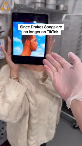 #drake #drakecake #universalmusic #umg #music #hotlinebling 