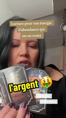 Le chemin s'ouvre pour l'abondance des demain pour toi  #tarot #voyance #abondance #attire 