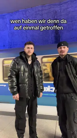 wer feiert unsere kombi? @Pascal 😈 #techno #techtok #technoremix #remix #lilawolken #marteria #techtokbavaria #technomike #fy #fyp #viral #technotips #technomusic #technolovers 