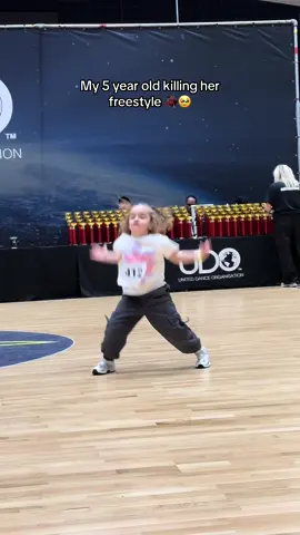 Thats my girl 💃🏽❤️ #dancecompetition #viral #fyp #dance #mumsoftiktok 