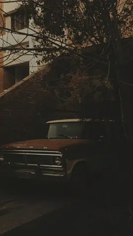 Ibu 🎧 #ibu #iwanfals #liriklagu #storywa #overlaylyrics 